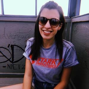 Meet your Posher, Alexis